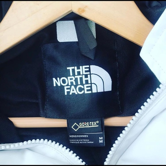 The North Face Mountain Jacket GTX BNWT 2018 MED